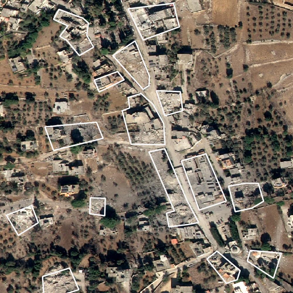 OnGeo-Intellitence satellite image 7_2: After the bombing, location: Majdel Selm, Marjayoun District, Muhafaza An-Nabatijja, Liban